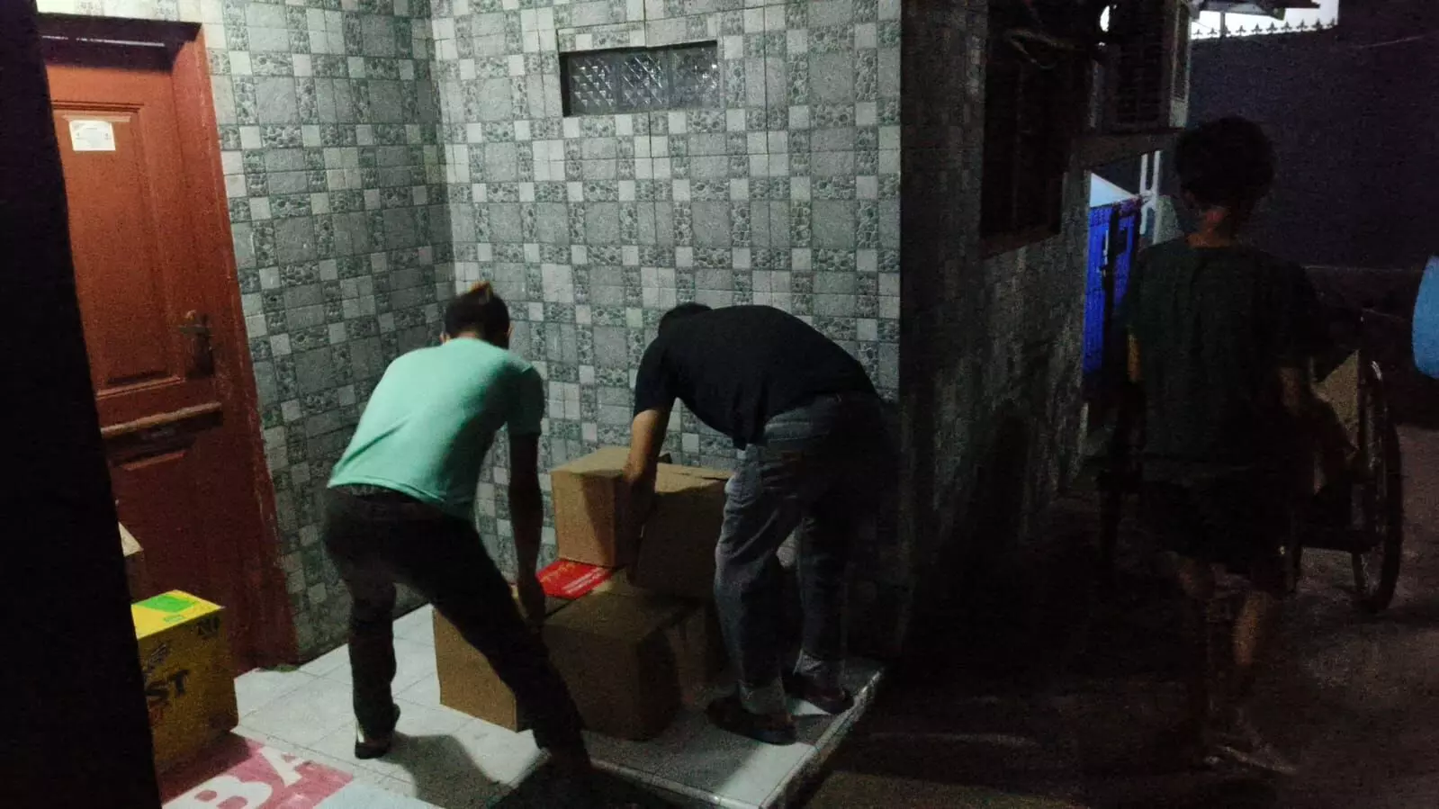 Operasi Pekat di Pekawatan, polisi sita 168 botol miras dari warung ilegal Operasi Pekat di Pekawatan, polisi sita 168 botol miras dari warung ilegal