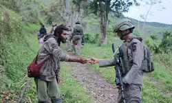 Satgas Ops Damai Cartenz-2026 perkuat pendekatan humanis pada warga di Kiwirok Pegunungan Bintang, Papua