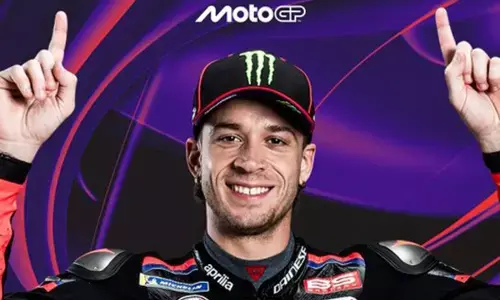 Marco Bezzechhi menangi MotoGP Amerika Serikat 2026 Marco Bezzechhi menangi MotoGP Amerika Serikat 2026