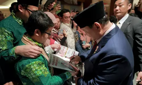 Diaspora RI di Jepang bawa buku `Paradoks Indonesia`