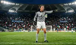Dino Zoff: Jejak karier dan fakta legenda Italia