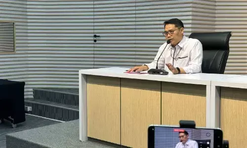 KPK duga Ketum Kesthuri Asrul Aziz beri 406.000 dolar AS ke Gus Alex