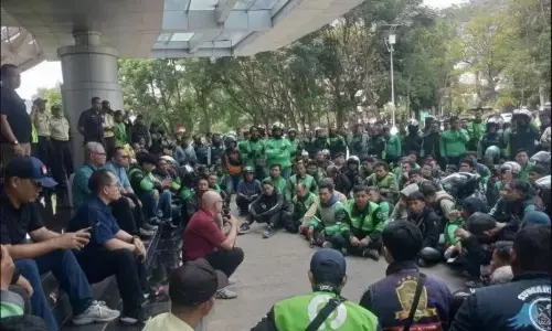 Unpad klarifikasi sistem QR untuk akses kampus usai unjuk rasa ojol