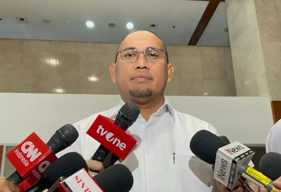 Soal antrean BBM, DPR sebut pemicunya kepanikan bukan kelangkaan Soal antrean BBM, DPR sebut pemicunya kepanikan bukan kelangkaan