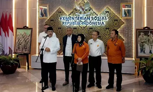 Gus Ipul ajak pegawai Kemensos bersepeda ke kantor
