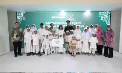 Bersama BAZNAS RI, BCA Sekuritas beri santunan untuk anak yatim