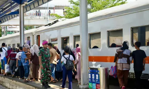 Masa angkutan lebaran berakhir, Divre II Sumbar layani 153.206 pelanggan, naik 11 persen dari tahun sebelumnya