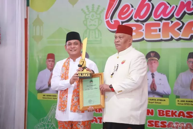 Lebaran bekasi jadi ajang lestarikan budaya lokal Lebaran bekasi jadi ajang lestarikan budaya lokal