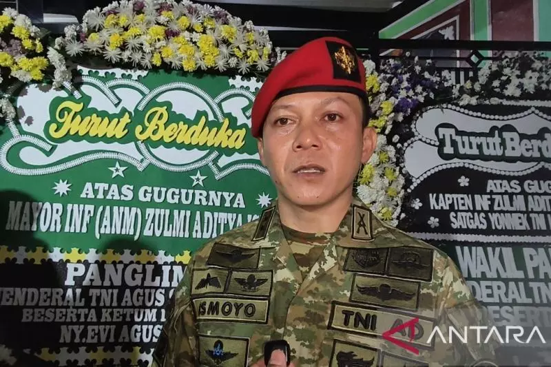 Panglima TNI pimpin pemakaman Mayor Zulmi di Cimahi Panglima TNI pimpin pemakaman Mayor Zulmi di Cimahi