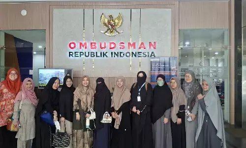 Datangi Ombudsman RI, SMK IDN minta kejelasan laporan dugaan maladministrasi SK Gubernur Jabar Datangi Ombudsman RI, SMK IDN minta kejelasan laporan dugaan maladministrasi SK Gubernur Jabar