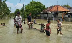 Banjir Demak akibatkan satu korban jiwa Banjir Demak akibatkan satu korban jiwa