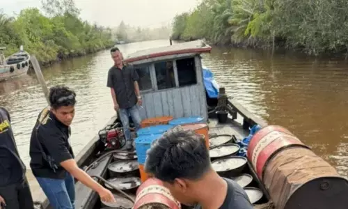 Polda Riau sita 10 ribu liter BBM solar subsidi ilegal di dua lokasi