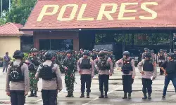 785 aparat gabungan bersiaga amankan aksi massa tolak Freeport 785 aparat gabungan bersiaga amankan aksi massa tolak Freeport