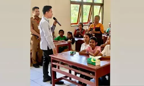 Wapres janji cari solusi sejahterakan guru honorer di SD Kaniti Kupang