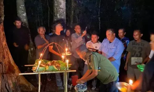 Warga Airlimau gotong royong gelar tradisi Ceriak Kampung