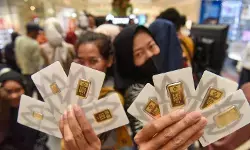 Rabu pagi ini harga emas Antam meroket, sentuh angka Rp2,9 juta/gram