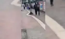 Aksi copet di JPO Stasiun Jatinegara viral, polisi tangkap pelaku