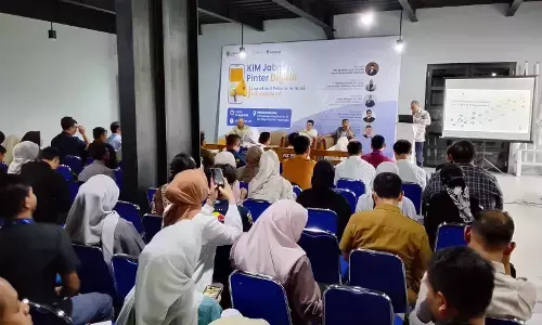 Peran KIM dalam literasi digital di era akselerasi tranformasi Peran KIM dalam literasi digital di era akselerasi tranformasi