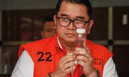 Eks Dirut PGN Hendi Prio hadapi sidang perdana kasus korupsi gas