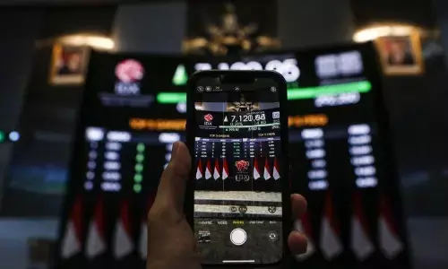 IHSG menguat di tengah kekhawatiran dilanggarnya gencatan AS dan Iran IHSG menguat di tengah kekhawatiran dilanggarnya gencatan AS dan Iran