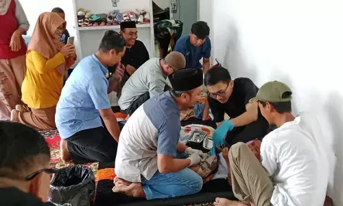 Meski hanya honorer, seorang pria di Majalengka fasilitasi khitan gratis setiap bulan
