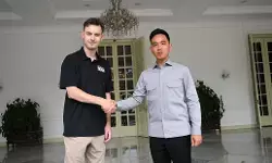 Terima CEO ISAA, Wapres dukung kolaborasi global majukan sepak bola nasional