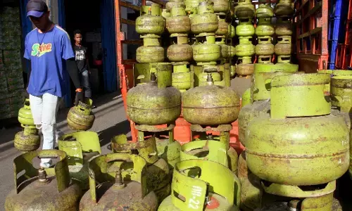 Masyarakat resah, gas 3 kg langka di Kota Malang