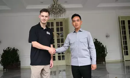 Terima CEO ISAA, Wapres dukung kolaborasi global majukan sepak bola nasional