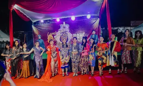 Post Modeling tampil memukau di Gemas Sanloka 2026 Post Modeling tampil memukau di Gemas Sanloka 2026