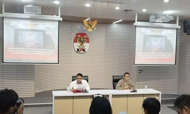 KPK sita Rp335,4 juta dalam OTT Bupati Tulungagung KPK sita Rp335,4 juta dalam OTT Bupati Tulungagung