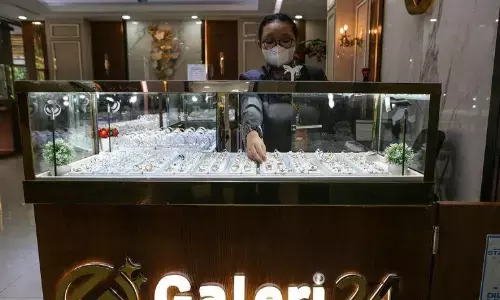 Daftar lengkap harga emas UBS, Antam, Galeri24 Sabtu pagi ini