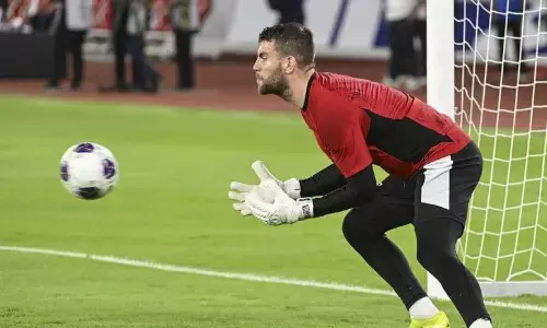 Maarten Paes cetak clean sheet, Dean James kembali bermain