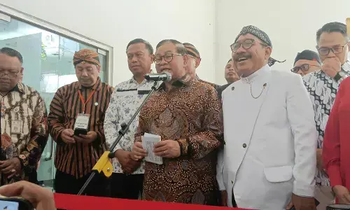 Pramono kecam pemalakan sopir bajaj Tanah Abang, minta Satpol PP tindak tegas