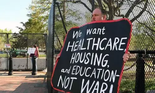 Survei sebut mayoritas warga AS khawatir konflik dengan Iran