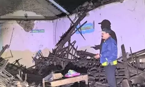 BPBD ungkap SD di Magetan roboh karena kondisi lapuk BPBD ungkap SD di Magetan roboh karena kondisi lapuk