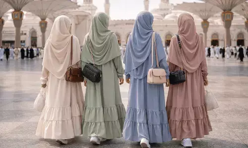 Fashion Haji modern: Tetap syar’i dan nyaman dipakai