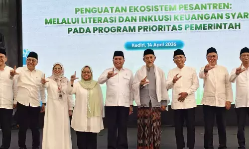 OJK perkuat ekosistem Pesantren Lirboyo Kediri melalui literasi dan inklusi keuangan syariah
