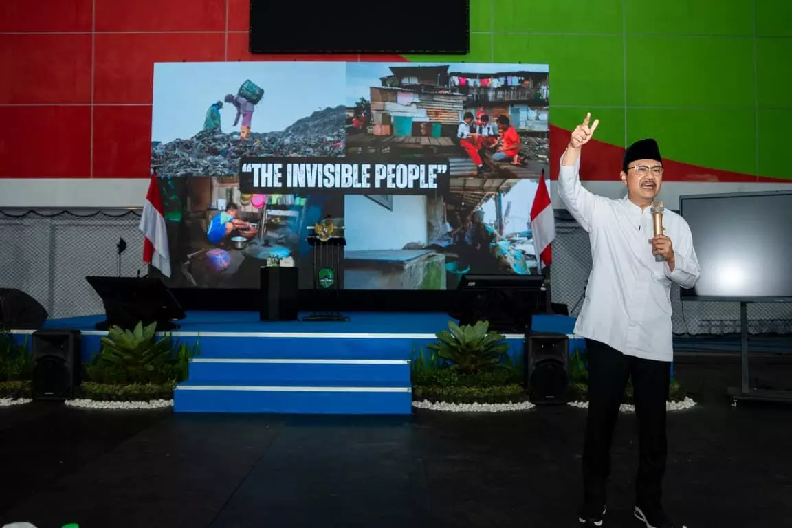 Mensos Gus Ipul sosialisasikan DTSEN dan tinjau Sekolah Rakyat Majalengka